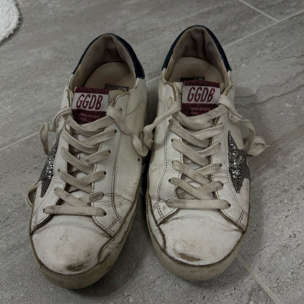 Golden Goose Size 37, Pre-Loved